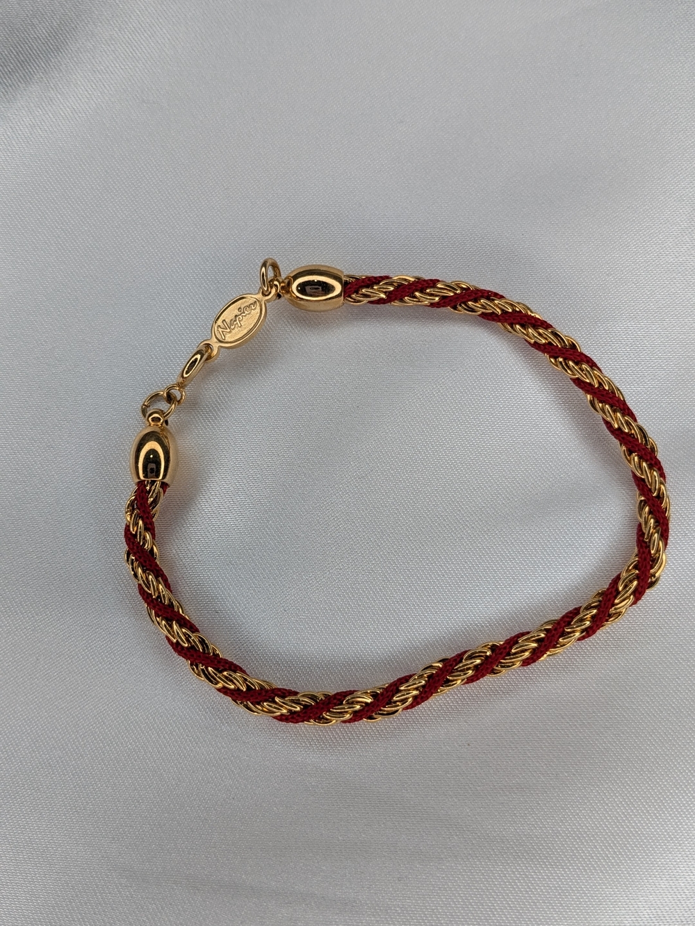 Vintage Napier Signed Gold Tone & Red Cord Twisted Rope Bracelet 7 Inch